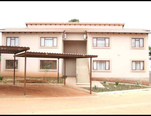 2 BEDROOM APARTMENT FOR SALE IN WHITE RIVER CENTRAL